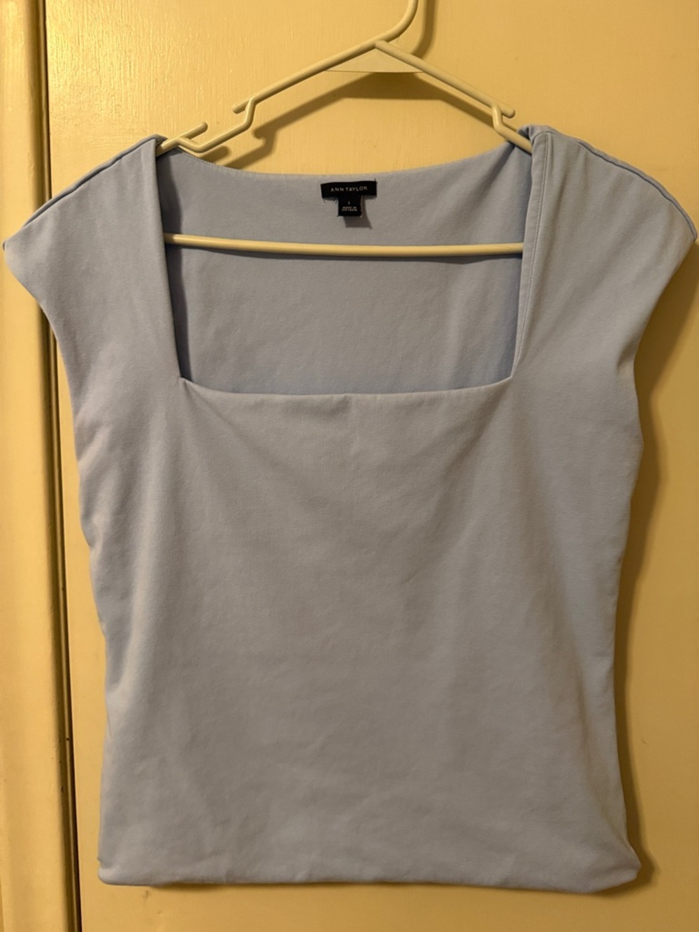 ANN TAYLOR SQUARE NECKLINE TOP!  Gently worn!  Light blue!  SIZE L.  $20